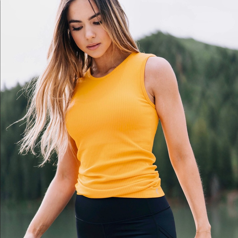 Ziya Active Parallel Tank In Sunset Size Small